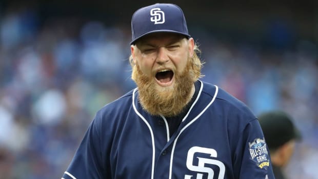 marlins-andrew-cashner-shaves-beard.jpg